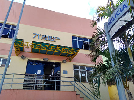 Troca de tiros termina com suspeito baleado em Itaboraí