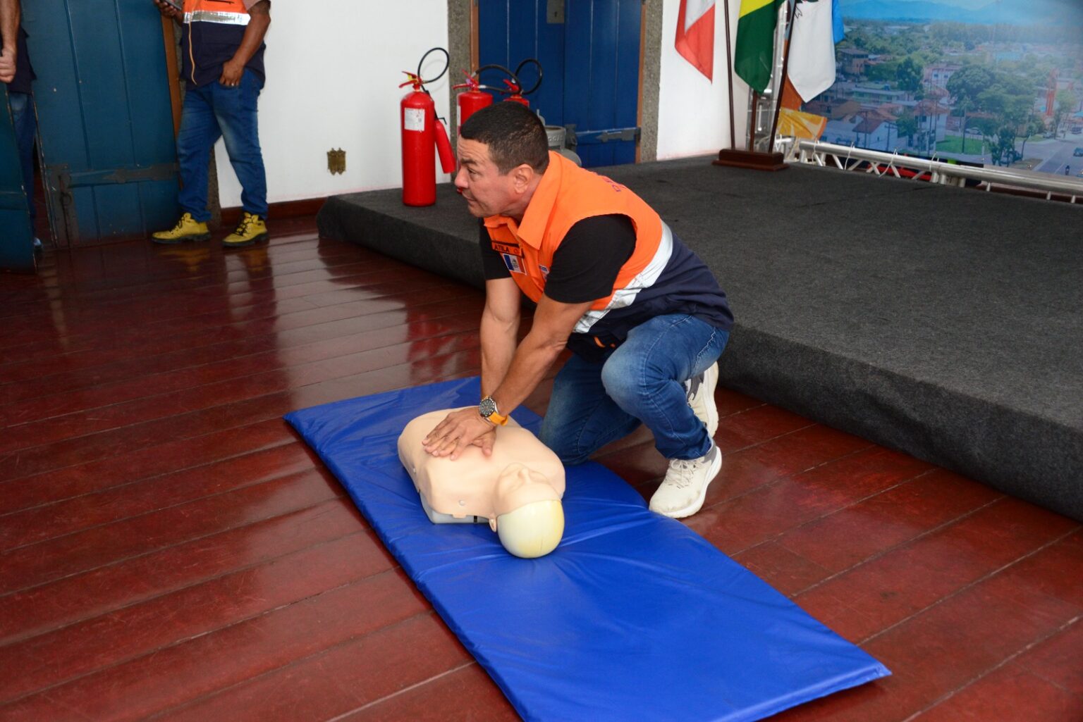 Itaboraí capacita comerciantes para o Ita Folia 2026
