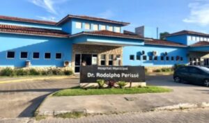 Acidente na RJ-102 deixa argentino ferido entre Cabo Frio e Búzios