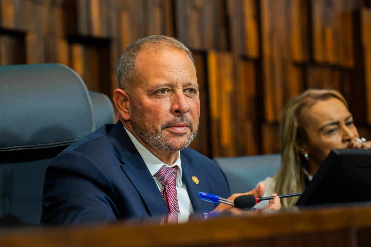 Presidente da Alerj diz que valorização da mulher precisa ir além das palavras