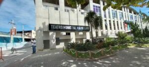 Teatro Mário Lago recebe comédia e espetáculo infantil em Saquarema