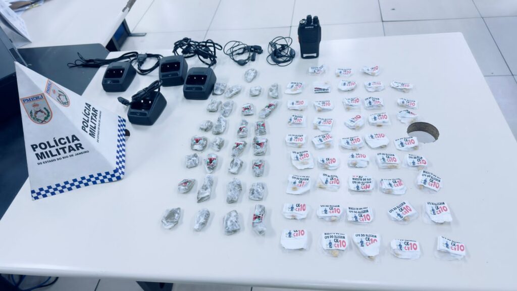 Suspeito é preso com drogas em Itapeba