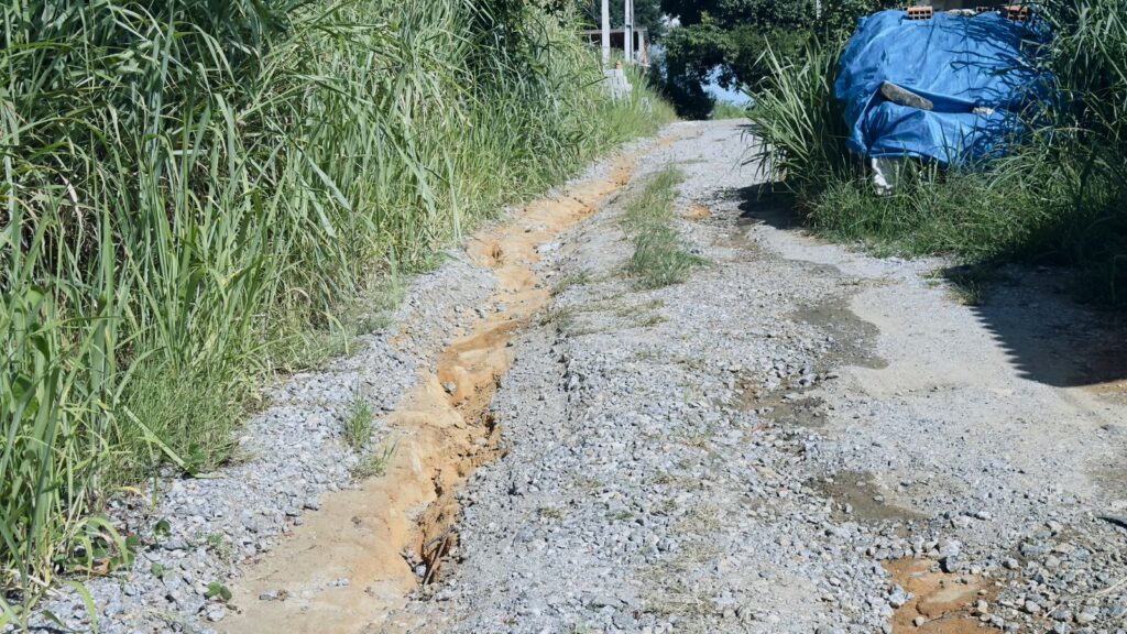 Moradores denunciam abandono e cobram ação da Somar no bairro Jacaroá