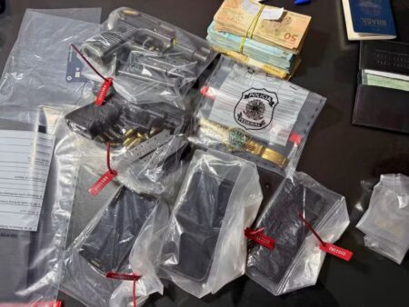 Operação Anomalia: PF cumpre mandados contra delegado e policiais civis no Rio Foto: PF/Divulgação