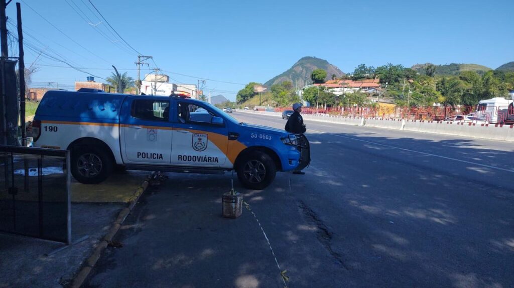 CPTRAN Reforça Policiamento nas Rodovias Estaduais RJ-104 E RJ-106 Durante a Semana Santa