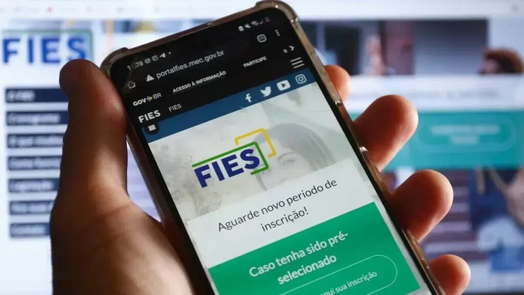 MEC convoca candidatos da lista de espera do Fies para o primeiro semestre