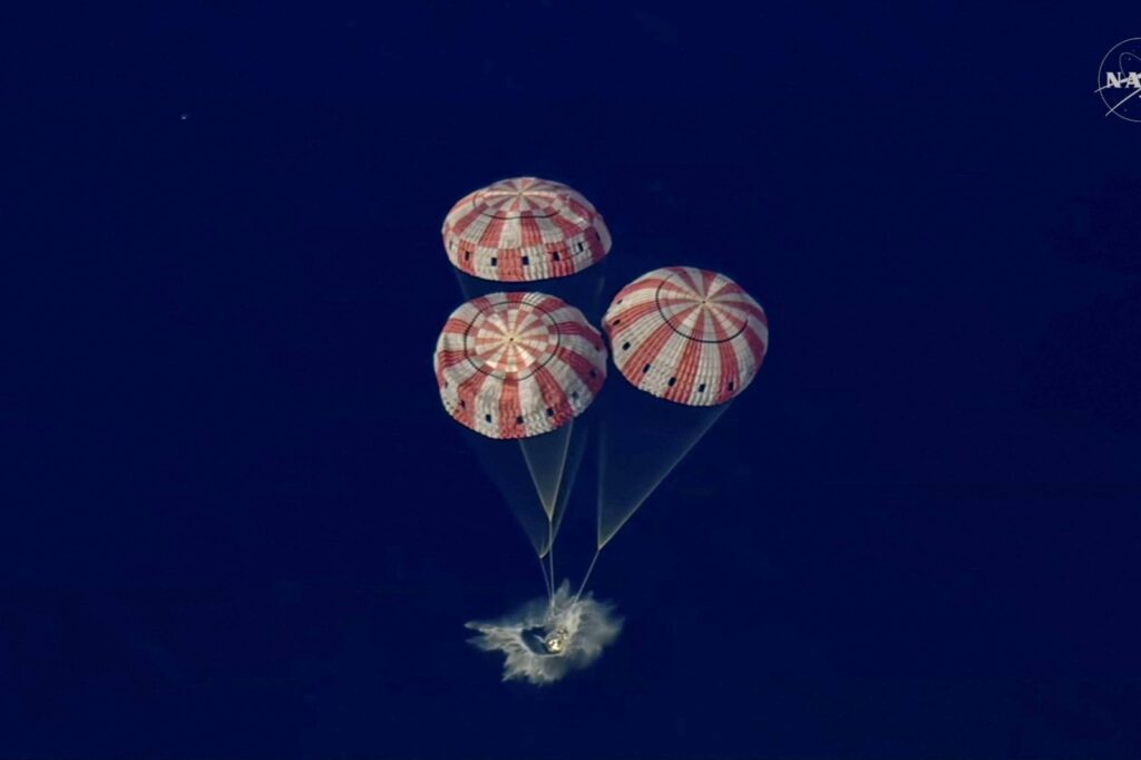 Tripulação da Artemis II conclui missão e volta à Terra após 10 dias