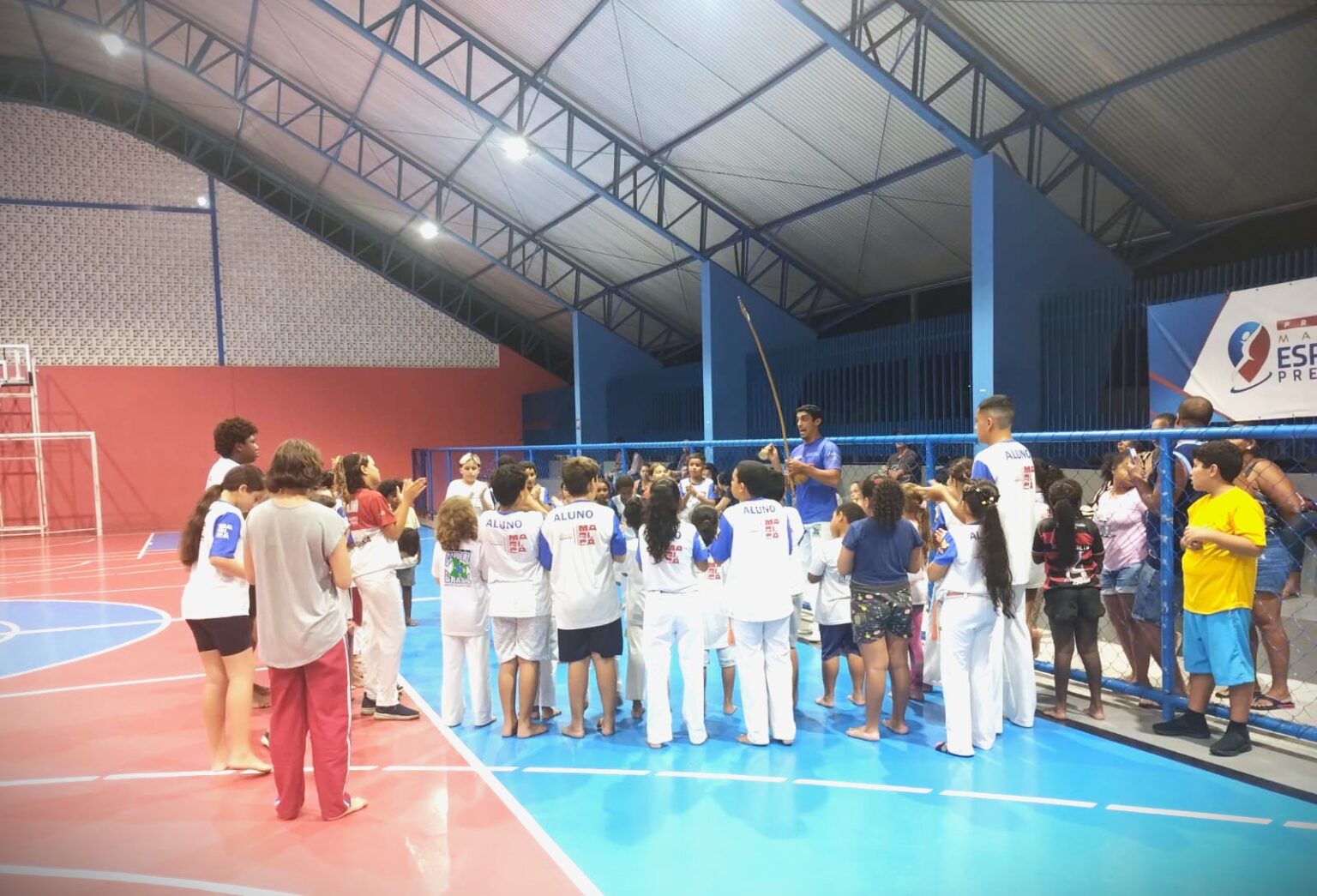 Maricá aposta na capoeira para ampliar acesso ao esporte e à cultura