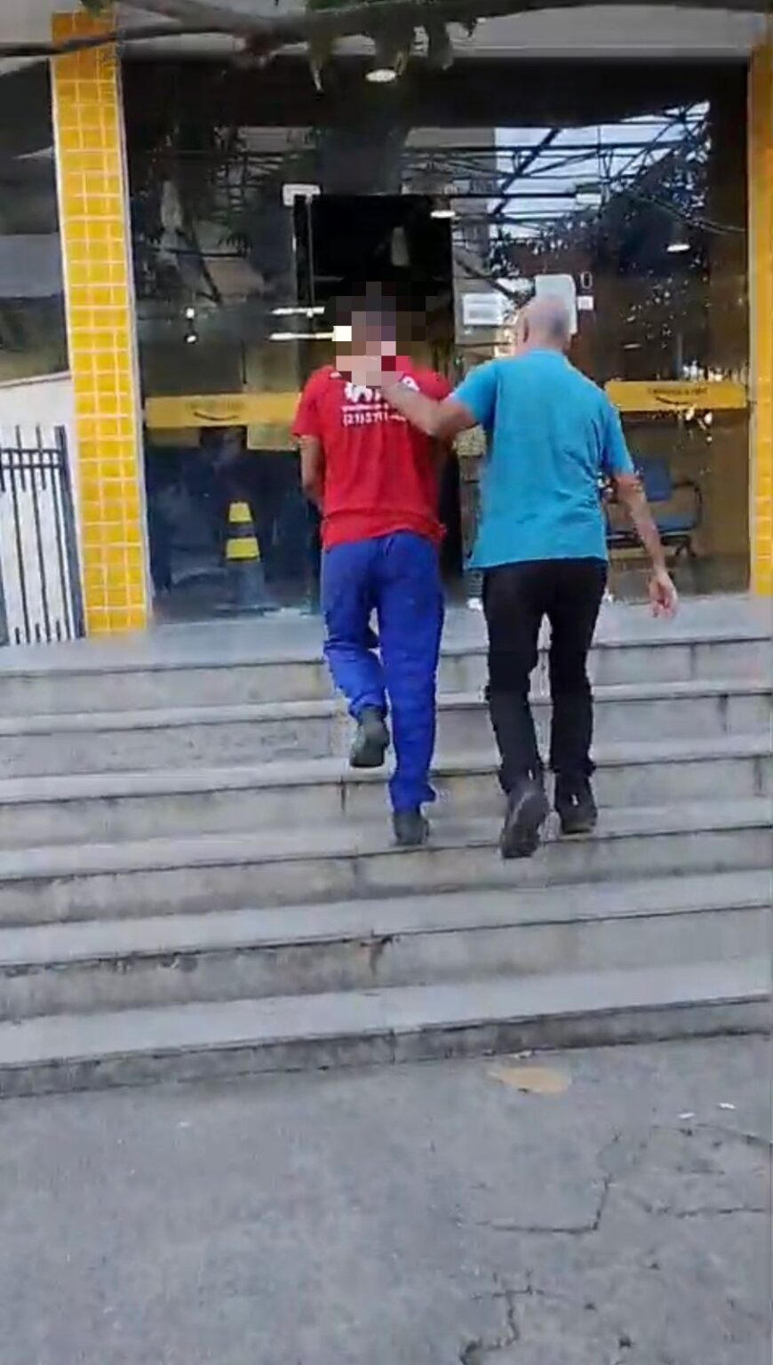 Foragido por roubo de veículo é preso em São Gonçalo