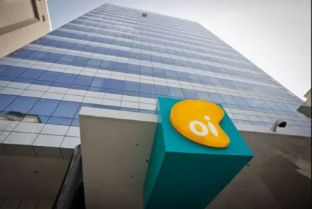 Justiça do Rio autoriza venda da telefonia fixa da Oi
