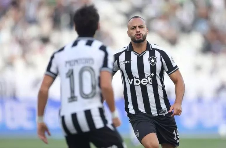 Cariocas têm rodada agitada no Brasileirão: Vasco é goleado, Flu vence clássico tricolor, Botafogo bate Corinthians e Flamengo empata fora