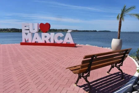 Maricá veta projeto que obrigava reserva de vagas para pessoas trans em órgãos públicos e empresas beneficiadas