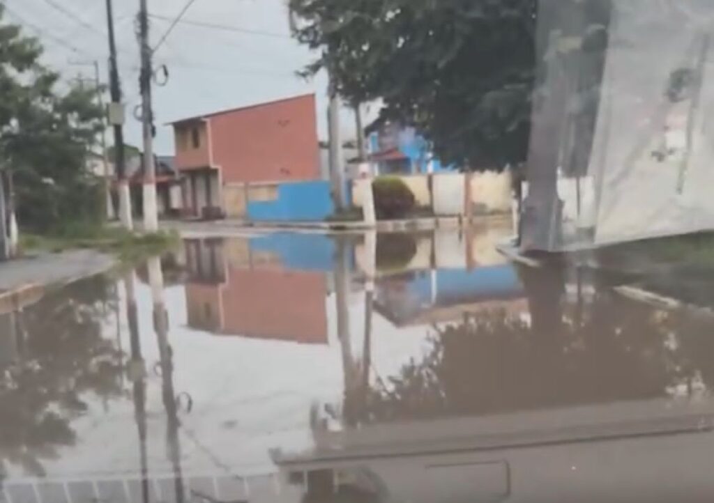 Maricá: Moradores denunciam alagamentos constantes e risco à saúde no Caxito