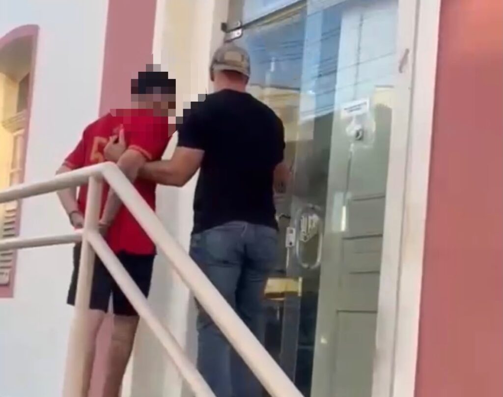 Foragido por ocultação de cadáver e associação criminosa é preso em Saquarema