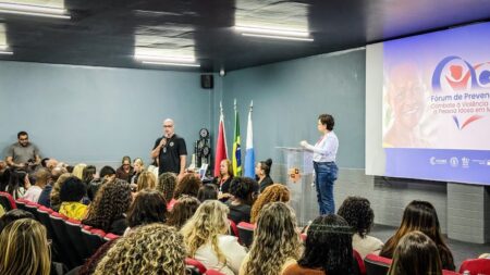 Maricá reforça debate sobre proteção à pessoa idosa; saiba como denunciar casos de violência