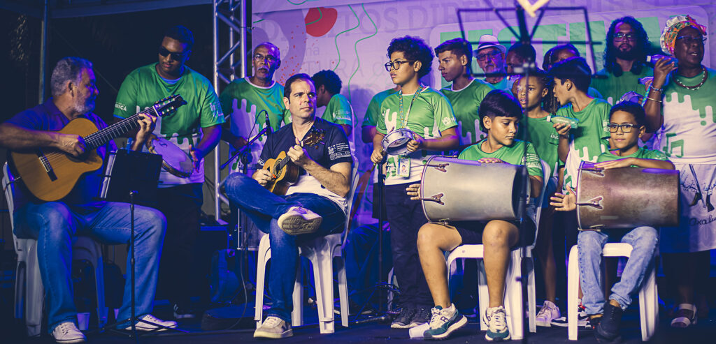 Maricá abre inscrições para oficinas gratuitas de música, fotografia, grafite e capoeira