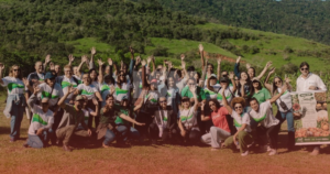 Alunos da Cozinha Criativa participam de aula prática sobre sustentabilidade no Espraiado
