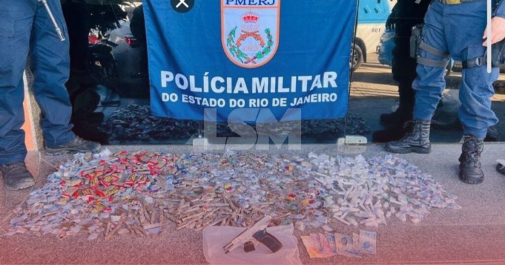 Maricá: Polícia Militar apreende grande quantidade drogas, prende dois suspeitos e recupera moto roubada em Itaipuaçu