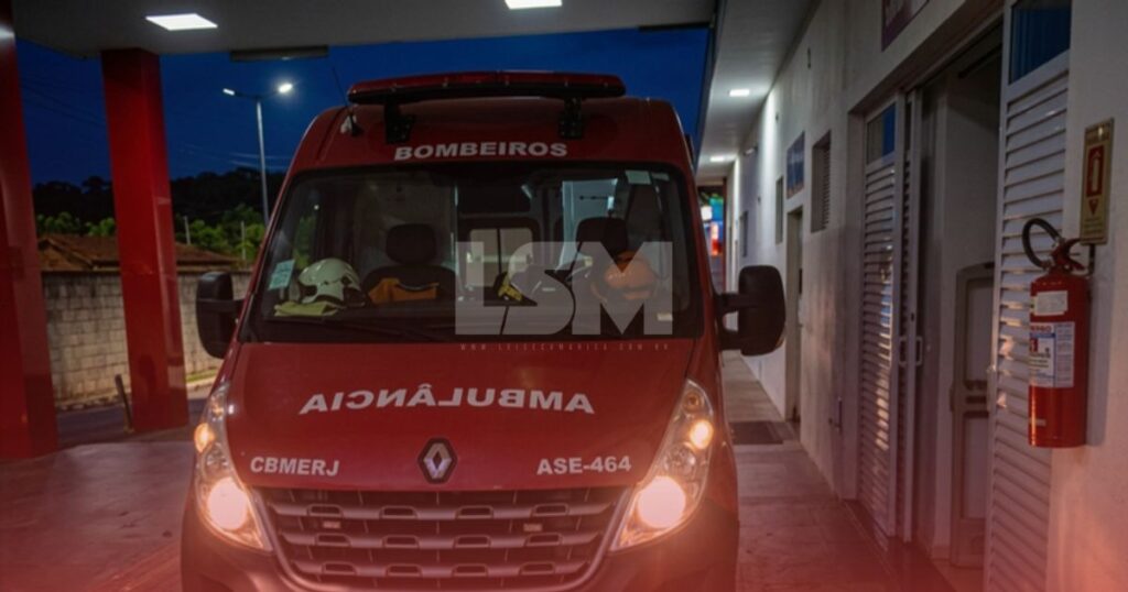Maricá: Dois homens ficam feridos após moto cair em ribanceira em Manoel Ribeiro