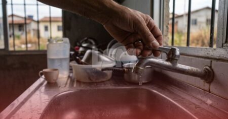 Itaipuaçu: Moradores do Recanto afirmam estarem sem água há mais de 20 dias e cobram solução da Águas do Rio