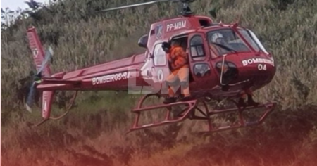 Mulher fica ferida após queda de parapente em Saquarema e é levada de helicóptero para hospital de Maricá
