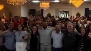 Fabinho Sapo reúne lideranças estaduais e lança pré-candidatura a deputado estadual em Maricá