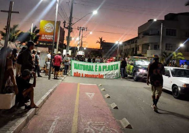 Marcha da Maconha reúne manifestantes e promove debate sobre política da droga em Saquarema