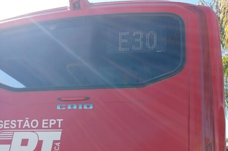 Passageiros relatam confusão dentro do Vermelhinho que seguia de Itaipuaçu e para o Centro de Maricá