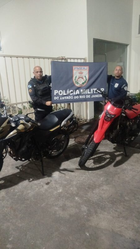 Policial militar reage a assalto, troca tiros com criminosos e fica ferido na RJ-106, em Saquarema