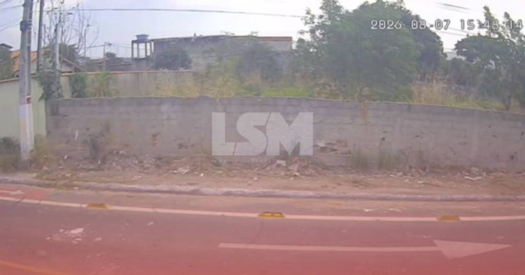 Após matéria do LSM, Somar realiza limpeza em rua de Itaipuaçu