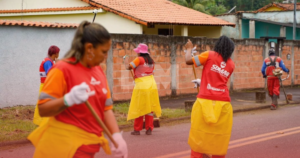 Mutirão de limpeza passa por cinco bairros de Maricá nesta semana