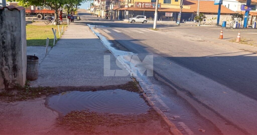 Maricá: Vazamento de água há mais de um ano preocupa moradores na Barra de Maricá