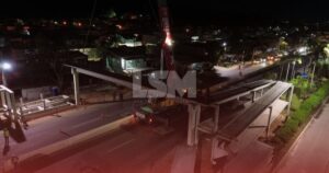 Maricá: Passarela começa a ganhar forma na RJ-106 e promete transformar travessia em Ponta Grossa