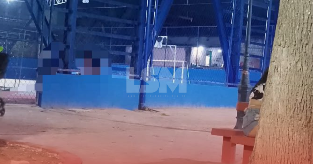 Uso de quadra da Praça dos Gaviões gera reclamação entre moradores de Itaipuaçu