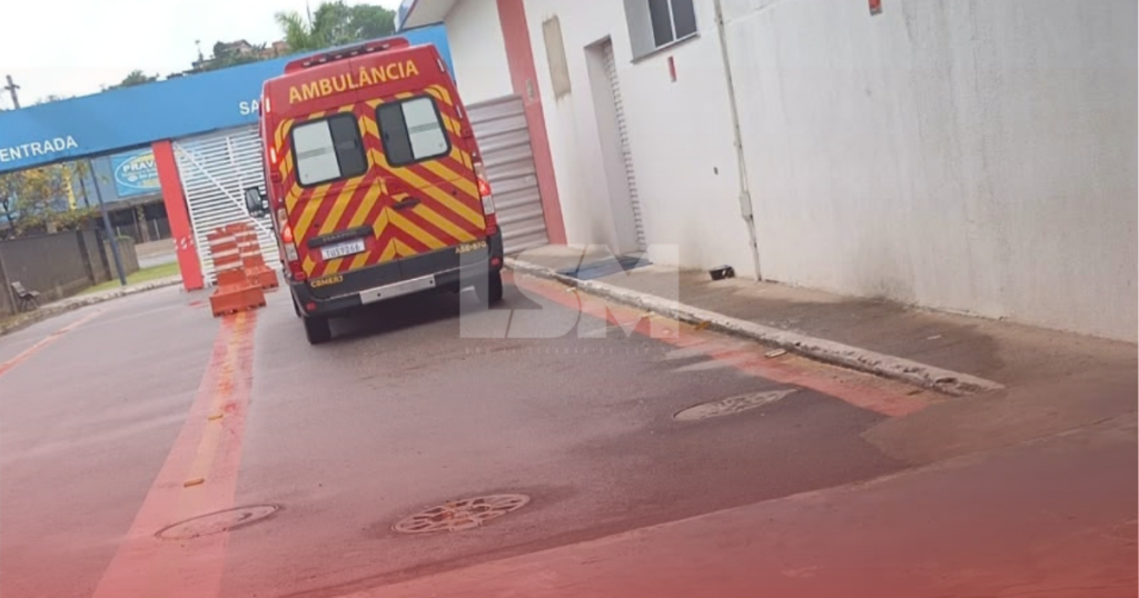 Suspeita de furtar farmácia quebra o pé durante fuga e vai parar no hospital em Maricá