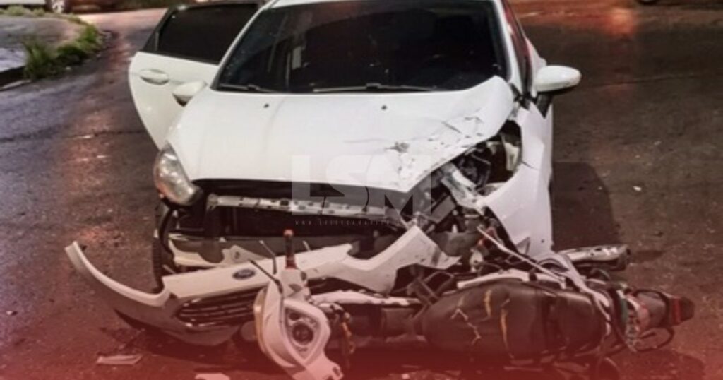 Maricá: Acidente grave envolvendo seis carros e uma moto deixa motociclista gravemente ferido em Ponta Negra