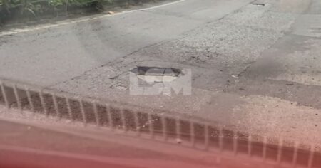 Buraco volta a aparecer na RJ-114, em Ubatiba, e preocupa motoristas