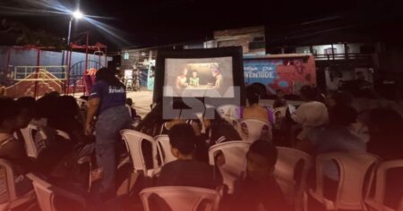 Maricá reúne famílias em noite de cinema itinerante gratuito em Inoã