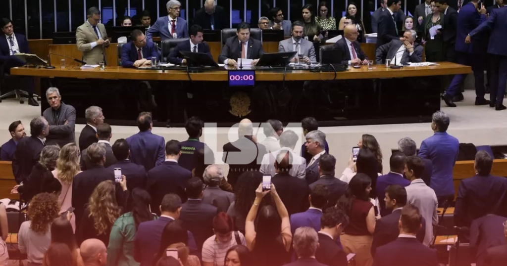 Senado marca para quarta-feira votação de proposta que acaba com a escala 6×1
