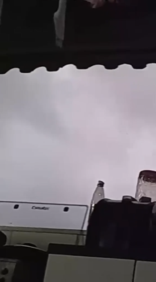 Moradora relata infestação de mosquitos em Inoã